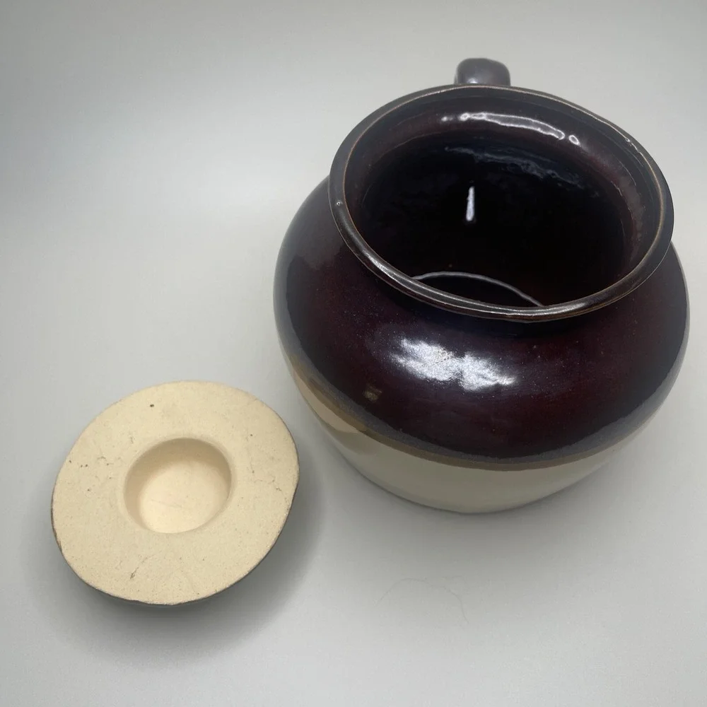 Vtg‎ Clay Bean Pot Crock with Lid Handle USA Brown Farmhouse Kitchen Pottery